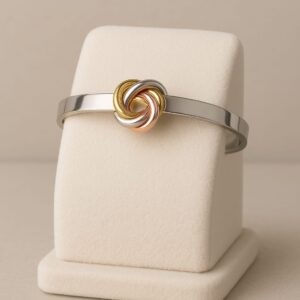 Pulsera nudo tricolor