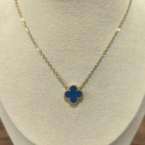 Collar trébol mediano azul oscuro