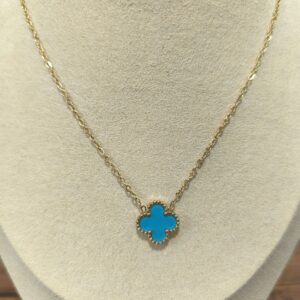 Collar trébol mediano azul claro