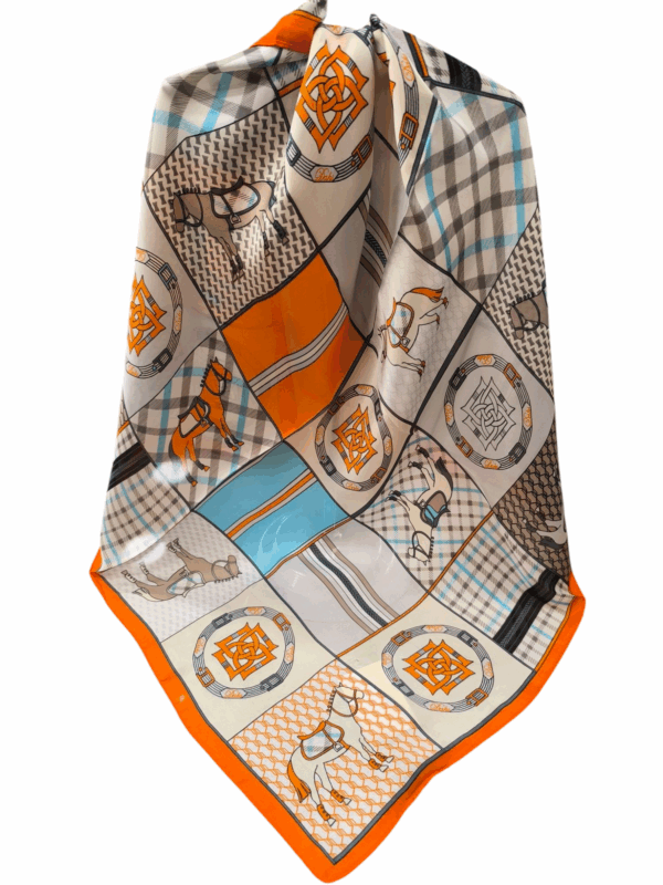 Pañuelo mediano de caballos naranja