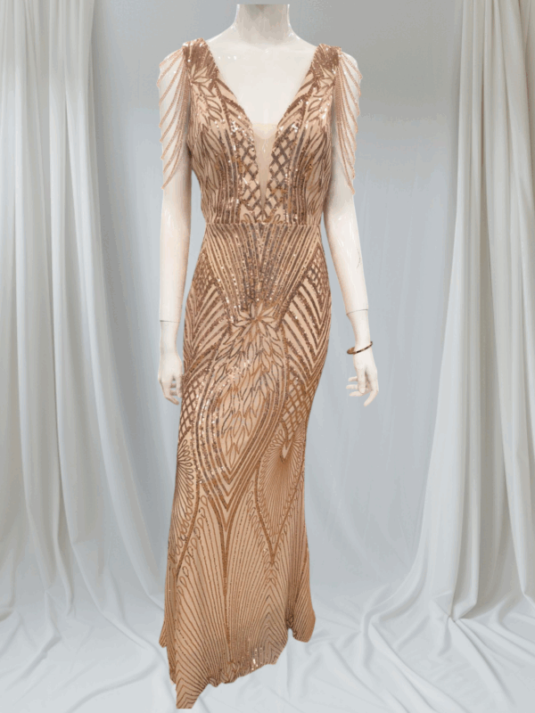 Vestido de lentejuelas con caida de mangas