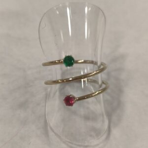 Anillo espiral verde y rojo