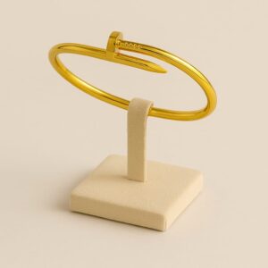 Pulsera clavo dorada